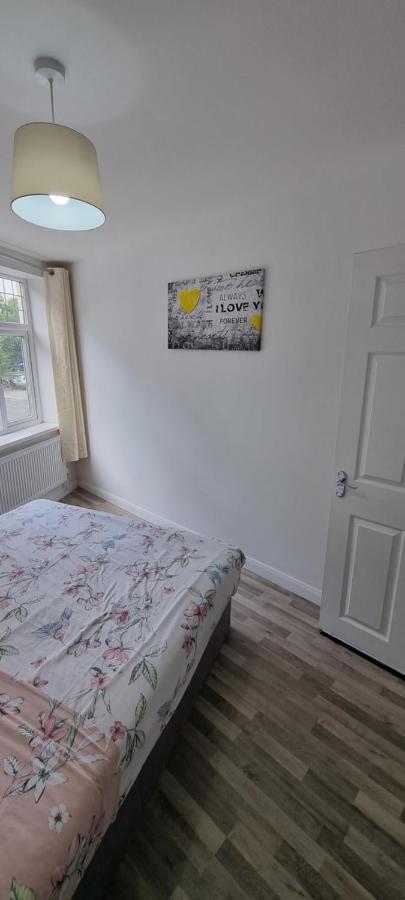 Vh Premier Flat 3 Apartment Gillingham  Luaran gambar
